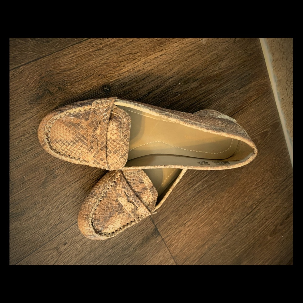 Python Print loafers